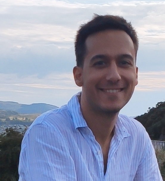 Dr. Matthieu Terris